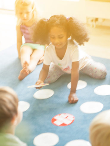 Therefore Werbeagentur Zürich Corporate Identity Design Layout Logo Brand Branding Publishing Kommunikation Kommunikationsagentur Schweiz Experte Full Service Konzept Strategie Content