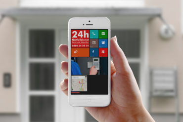 Mobile Digital Website Internet Homepage Redesign Design Struktur Content Online Auftrag Responsive Agentur Kommunikation Schweiz Werbung Social Media Facebook Instagram Snapchat Likes Follower