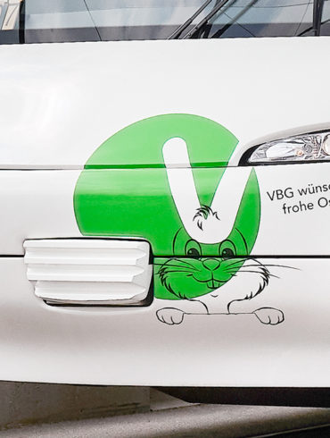 Öffentlicher Verkehr Fahrzeugbeschriftung Promotion Konzeption Ostern Kommunikationsagentur Zürich